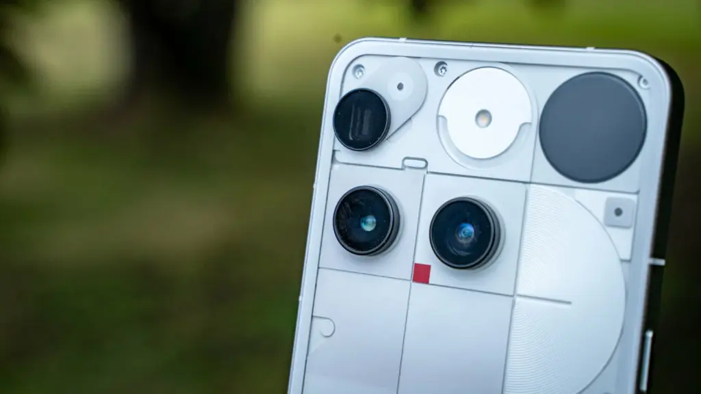 Nothing : la petite marque qui souhaite révolutionner les smartphones rêve déjà de faire son entrée en Bourse