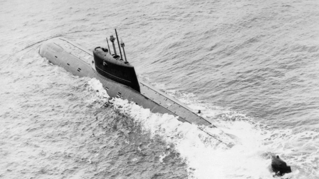 Komsomolets Nucléaire : Pourquoi cette Épave de 1989 Menace encore la Mer de Norvège